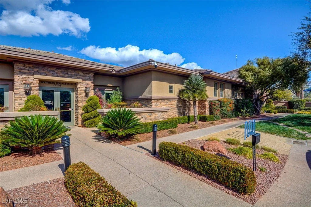 5965 Poplar Tree, Las Vegas, NV 89148