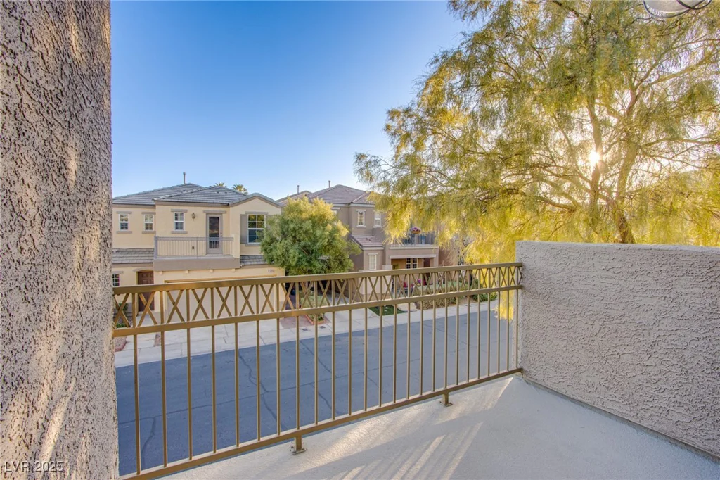9144 Epworth, Las Vegas, NV 89148