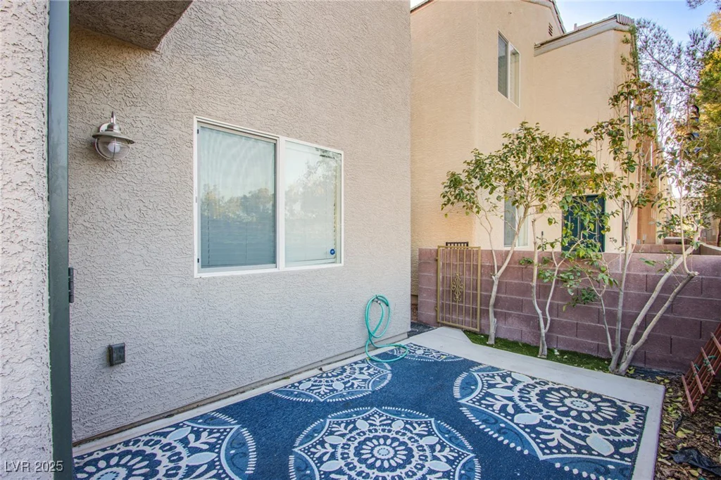 9144 Epworth, Las Vegas, NV 89148