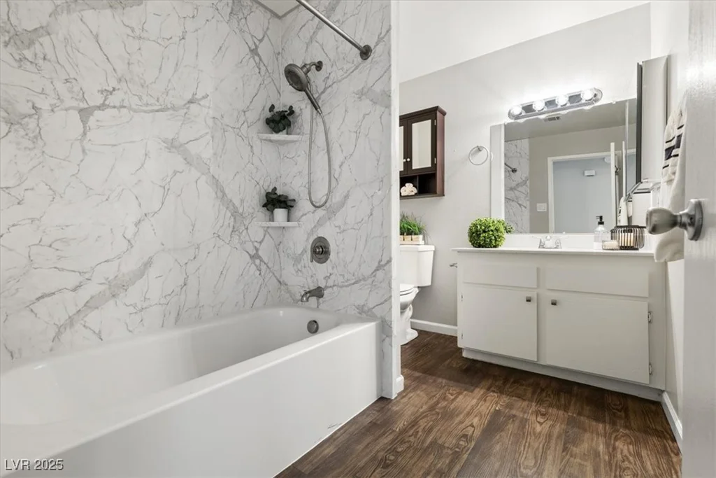 8212 Ducharme, Las Vegas, NV 89145