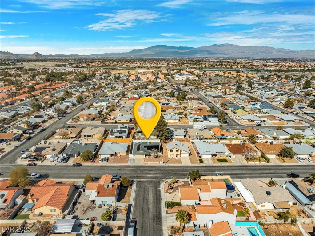 8212 Ducharme, Las Vegas, NV 89145