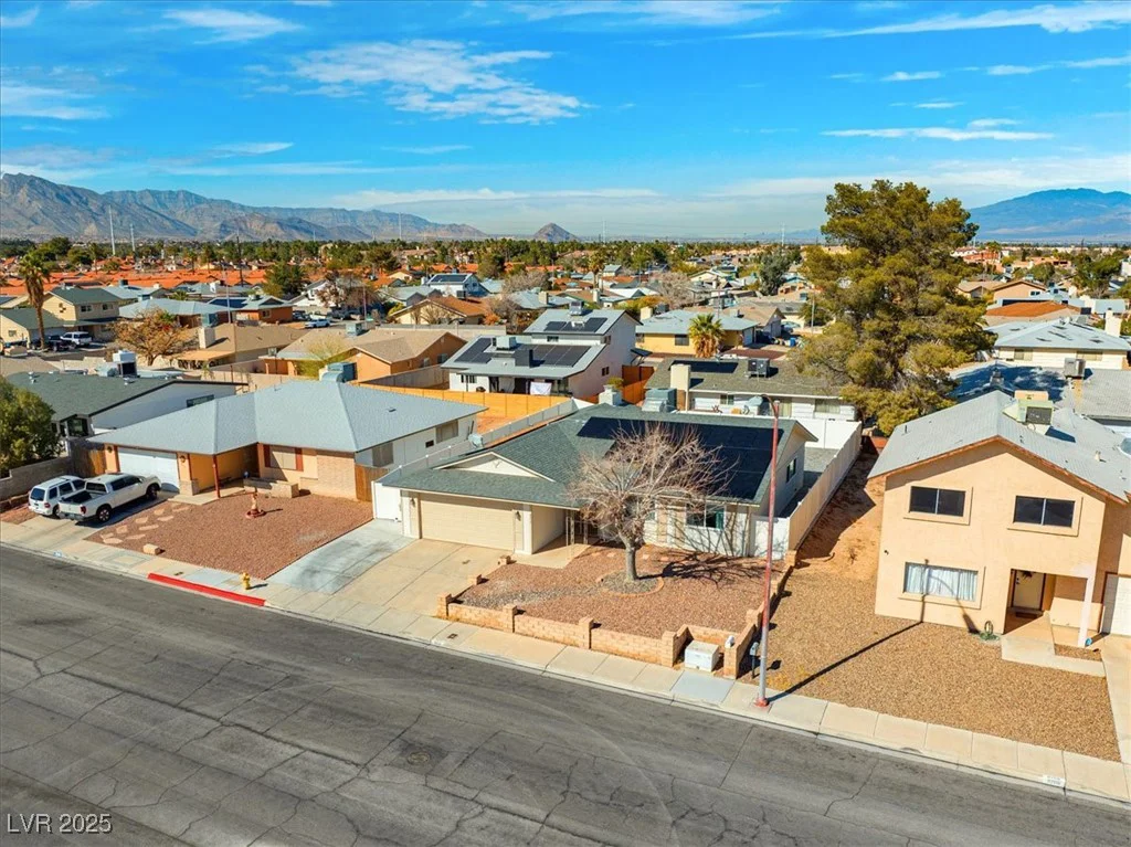 8212 Ducharme, Las Vegas, NV 89145