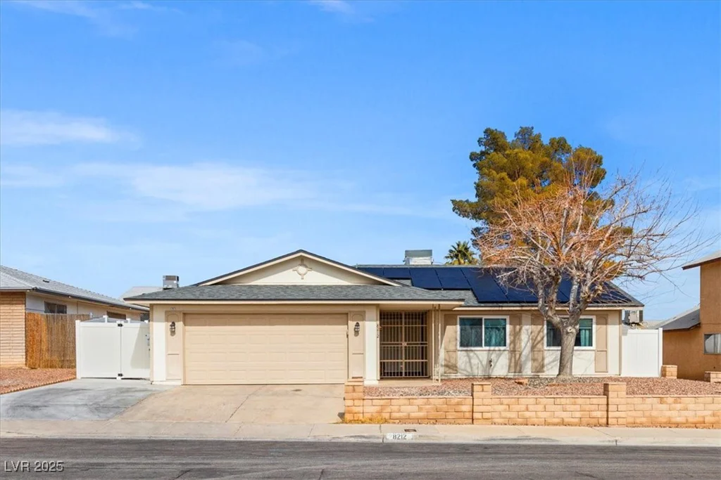 8212 Ducharme, Las Vegas, NV 89145
