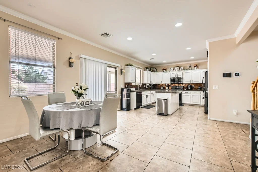7344 Jelson Falls, Las Vegas, NV 89131