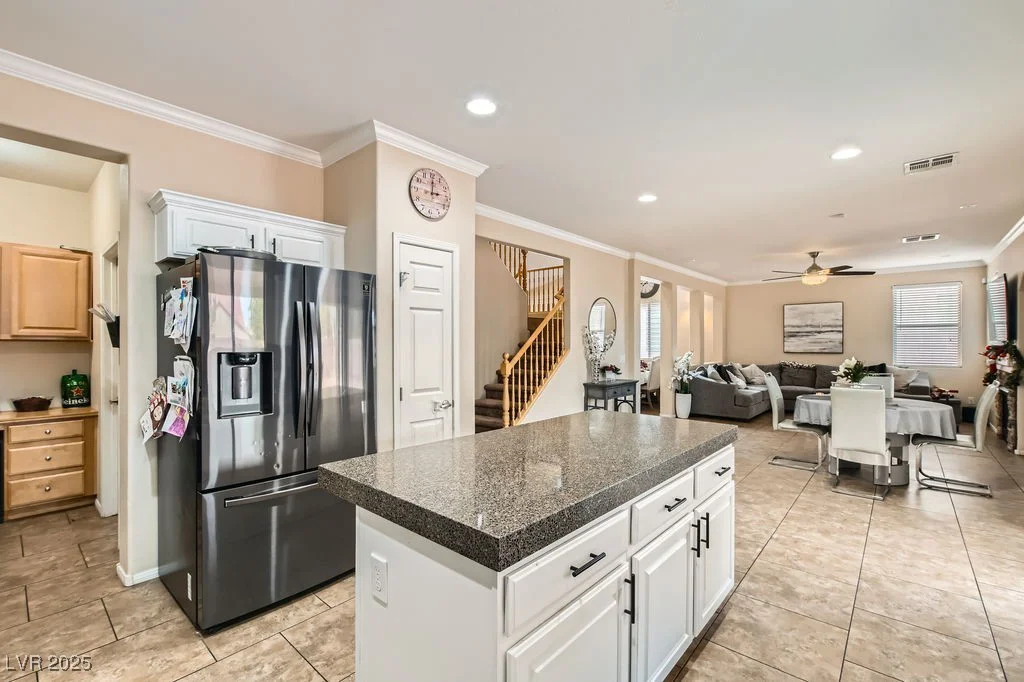 7344 Jelson Falls, Las Vegas, NV 89131
