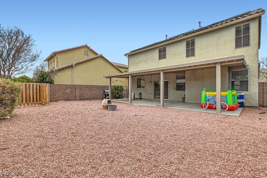 7344 Jelson Falls, Las Vegas, NV 89131