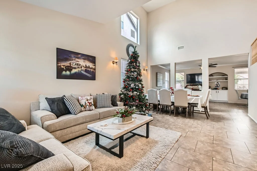 7344 Jelson Falls, Las Vegas, NV 89131