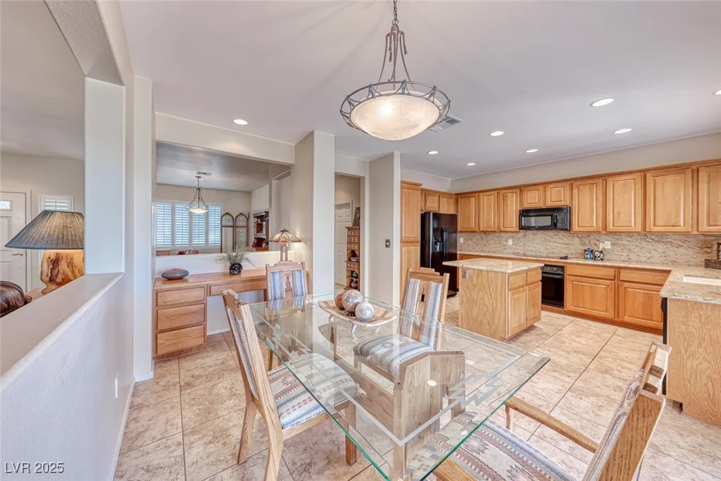 2540 Thatcher, Henderson, NV 89052