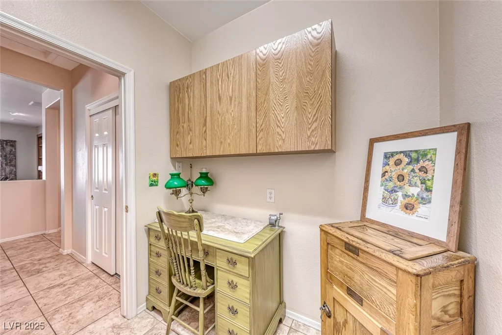 2540 Thatcher, Henderson, NV 89052