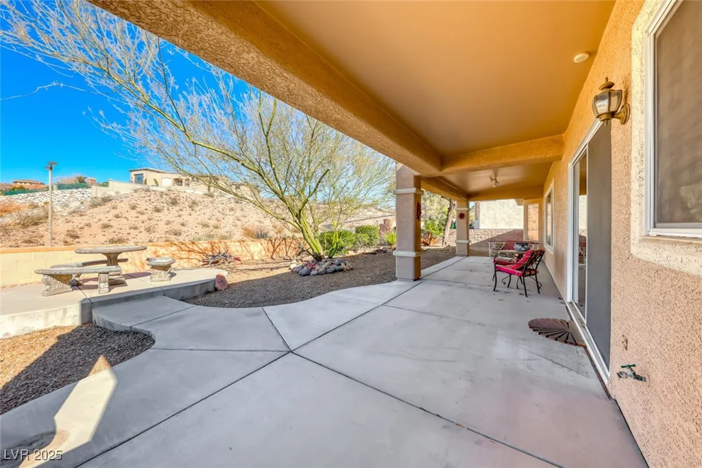 2540 Thatcher, Henderson, NV 89052