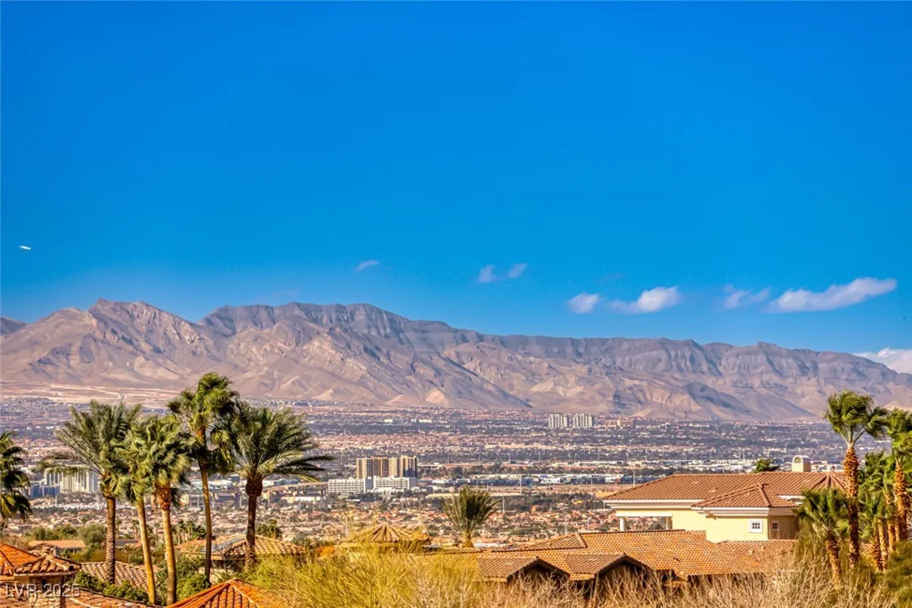 2540 Thatcher, Henderson, NV 89052