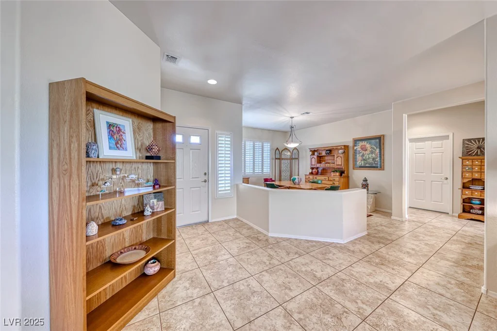 2540 Thatcher, Henderson, NV 89052