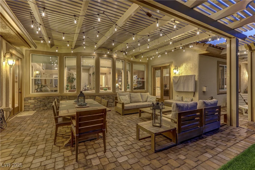 5434 Pendini Point, Las Vegas, NV 89141