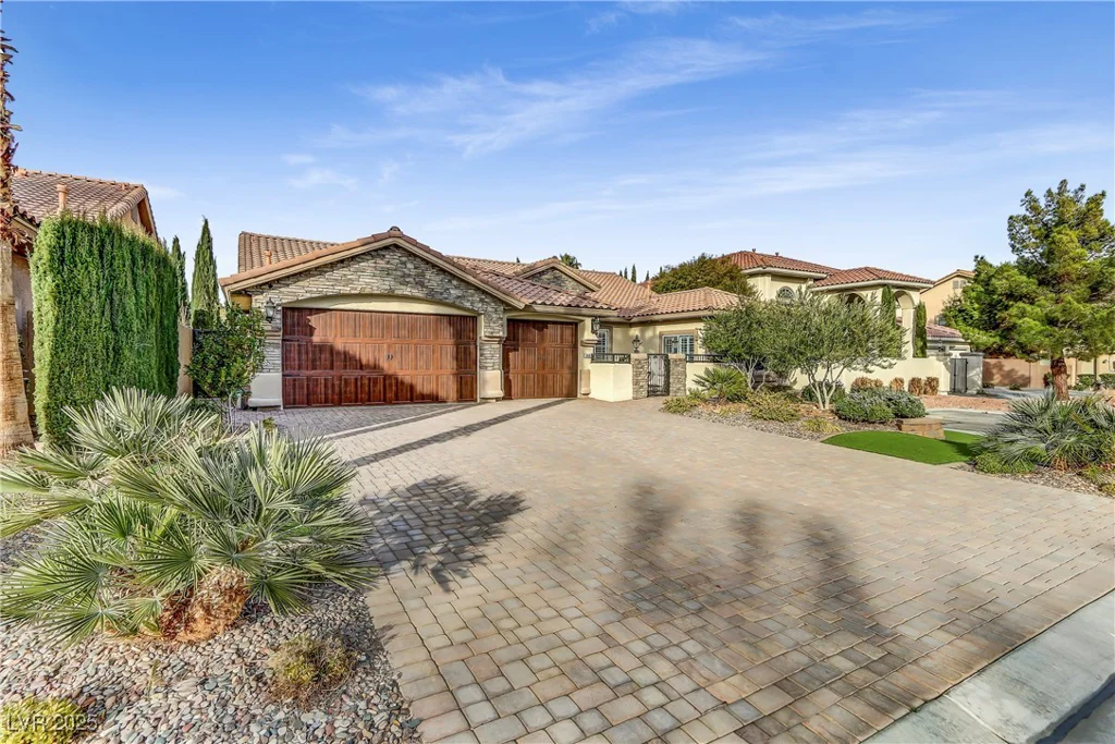 5434 Pendini Point, Las Vegas, NV 89141