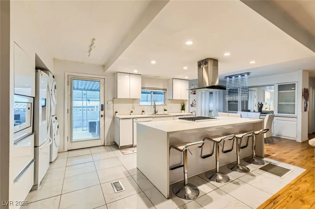 5058 Ridge Club, Las Vegas, NV 89103
