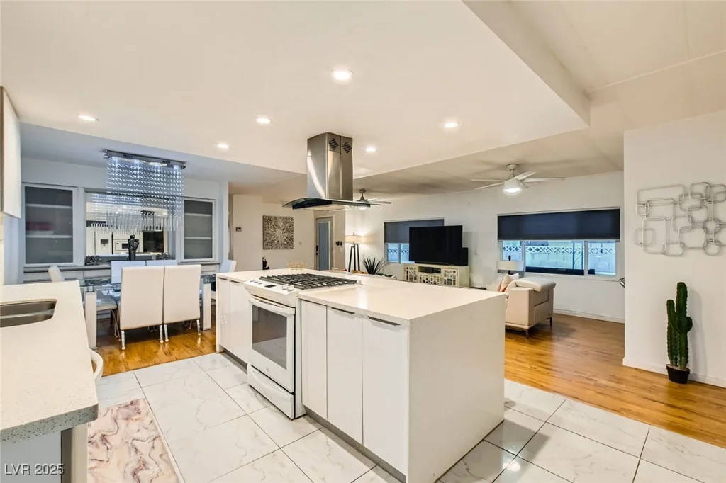 5058 Ridge Club, Las Vegas, NV 89103