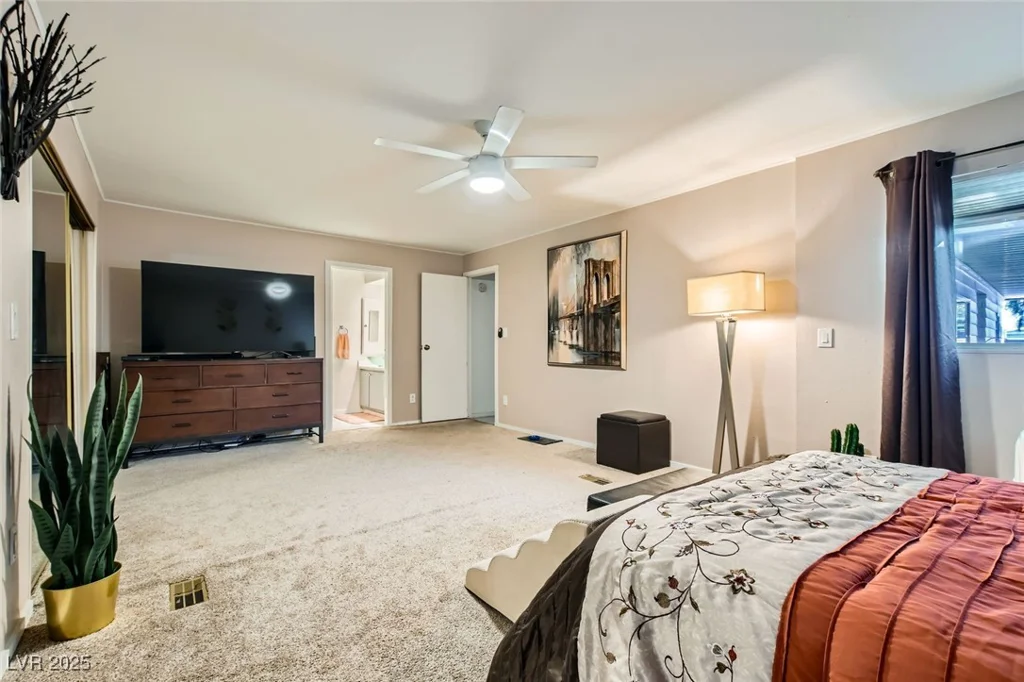 5058 Ridge Club, Las Vegas, NV 89103