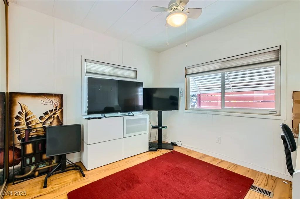 5058 Ridge Club, Las Vegas, NV 89103