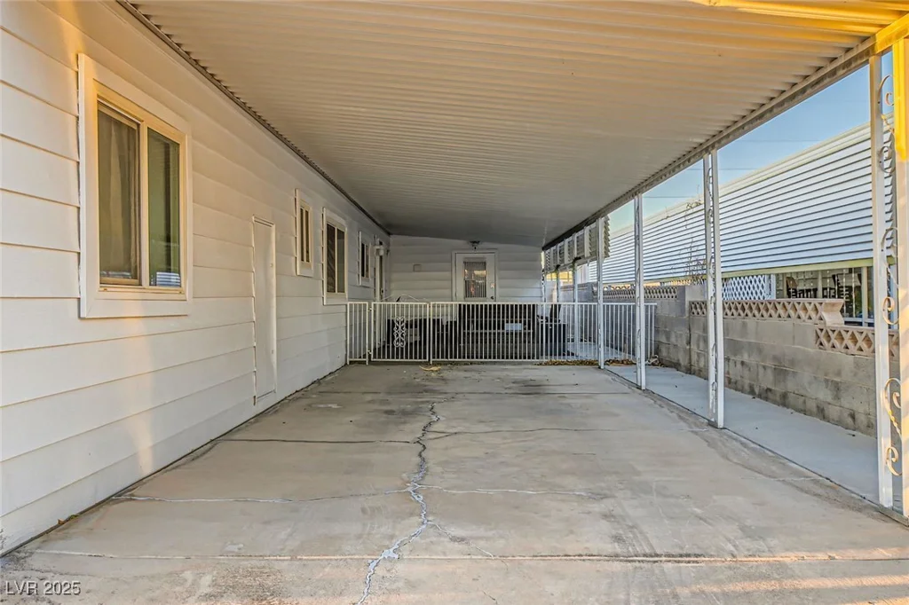5058 Ridge Club, Las Vegas, NV 89103