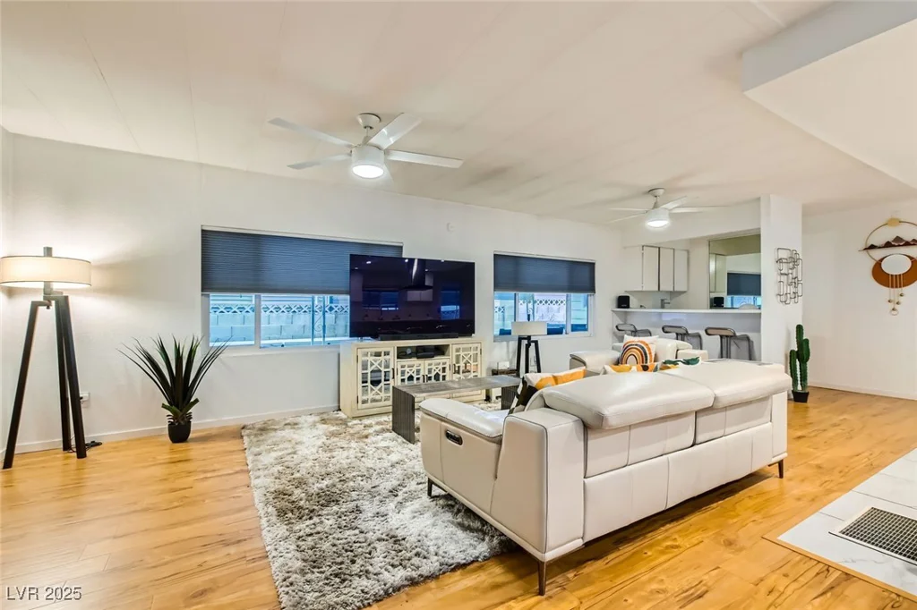 5058 Ridge Club, Las Vegas, NV 89103