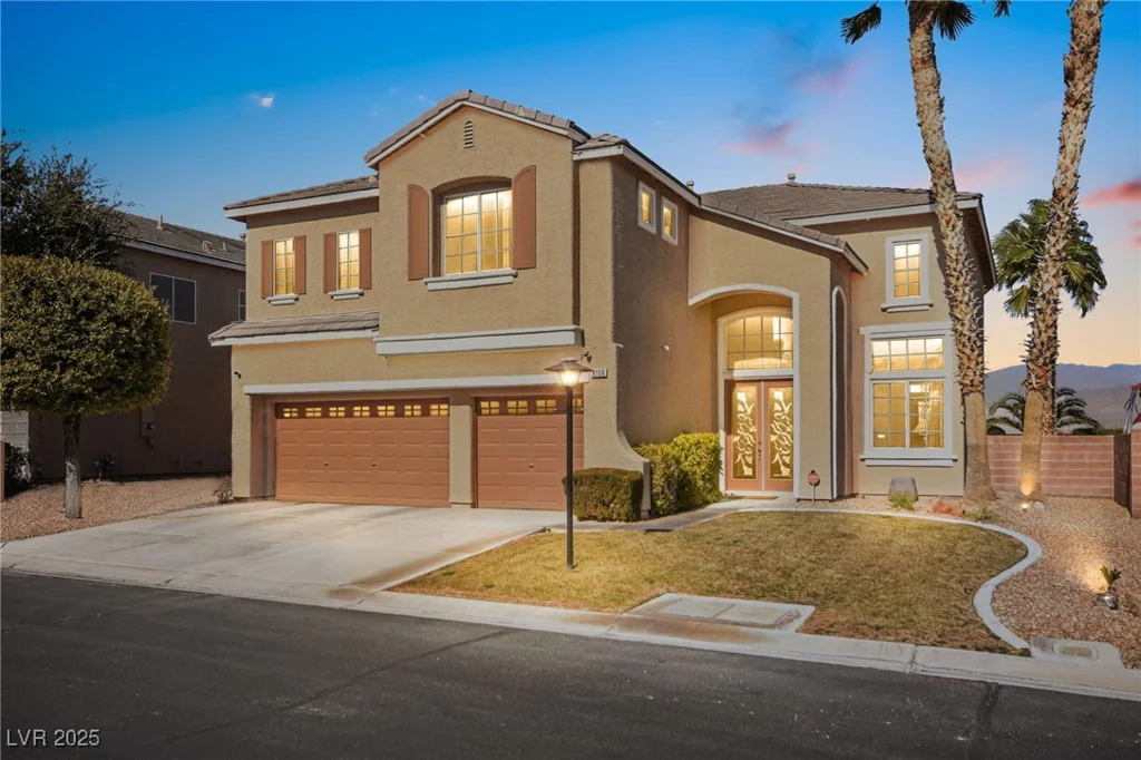 8106 Buffalo Clan, Las Vegas, NV 89131