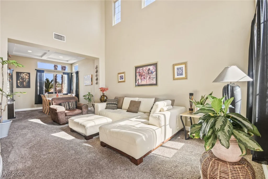 8106 Buffalo Clan, Las Vegas, NV 89131