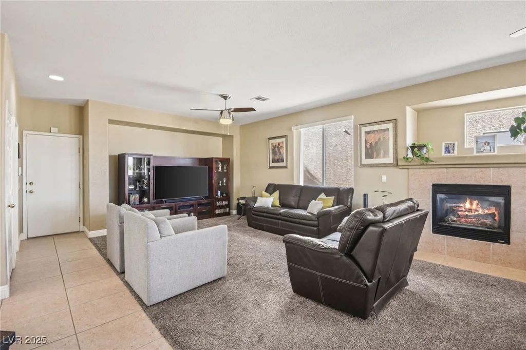 8106 Buffalo Clan, Las Vegas, NV 89131