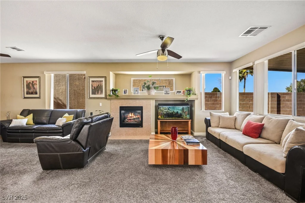 8106 Buffalo Clan, Las Vegas, NV 89131