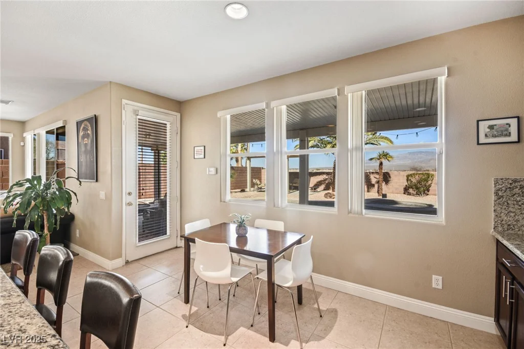 8106 Buffalo Clan, Las Vegas, NV 89131