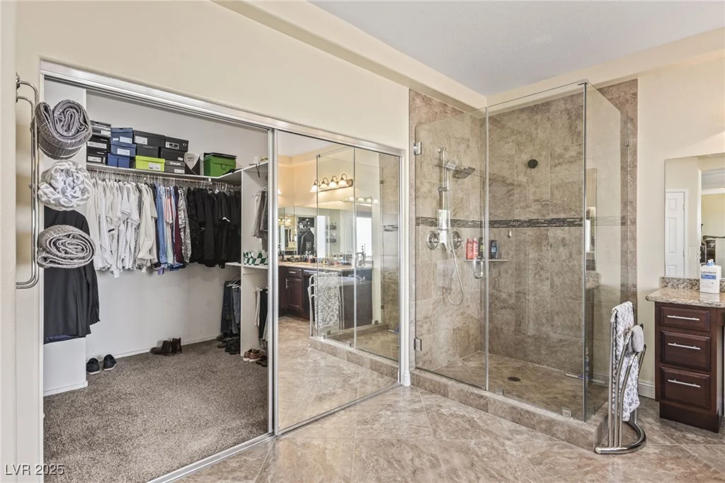 8106 Buffalo Clan, Las Vegas, NV 89131