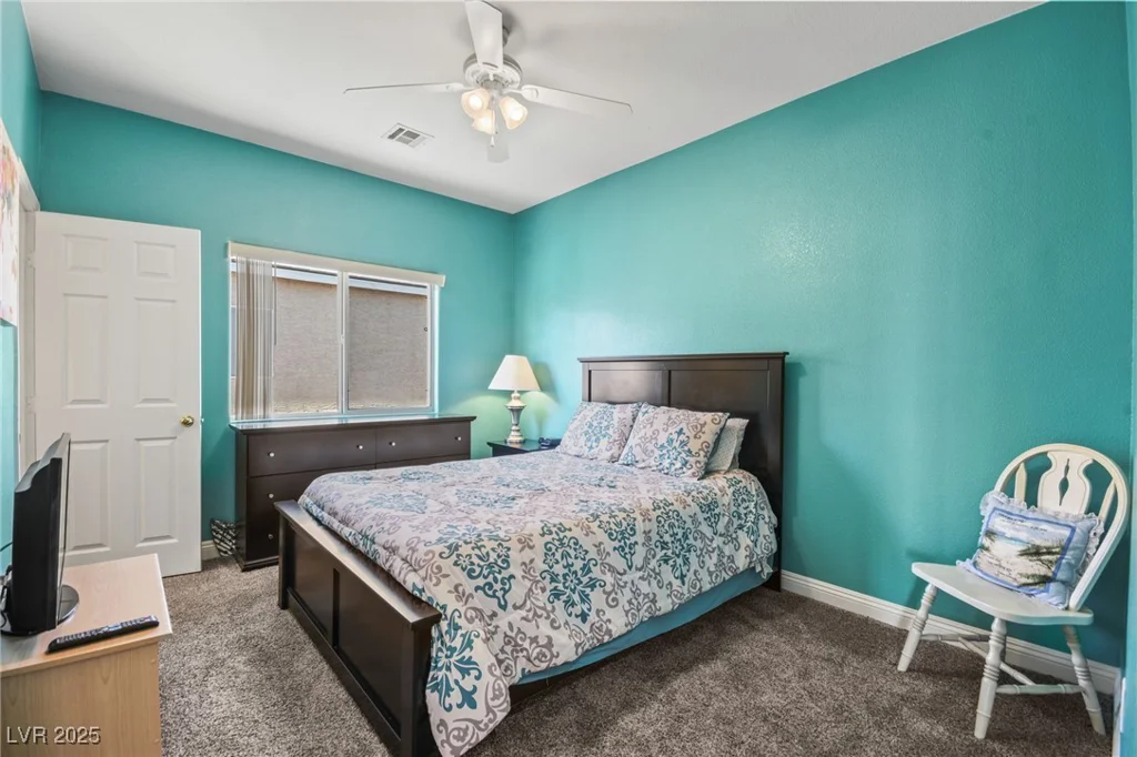 8106 Buffalo Clan, Las Vegas, NV 89131