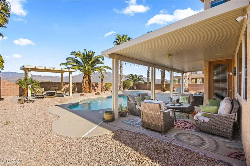 8106 Buffalo Clan, Las Vegas, NV 89131