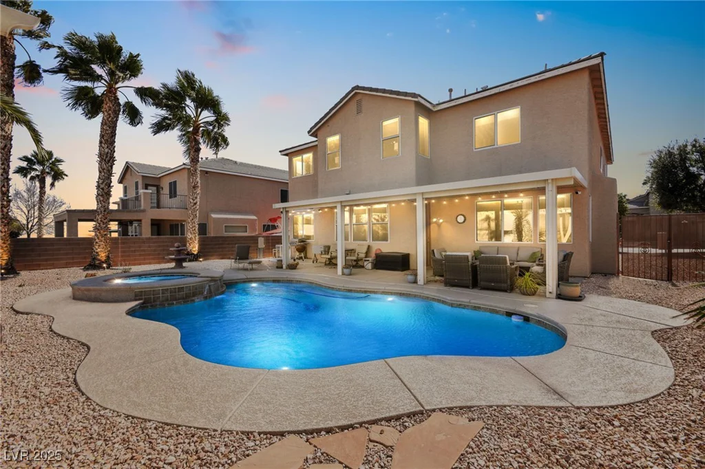 8106 Buffalo Clan, Las Vegas, NV 89131