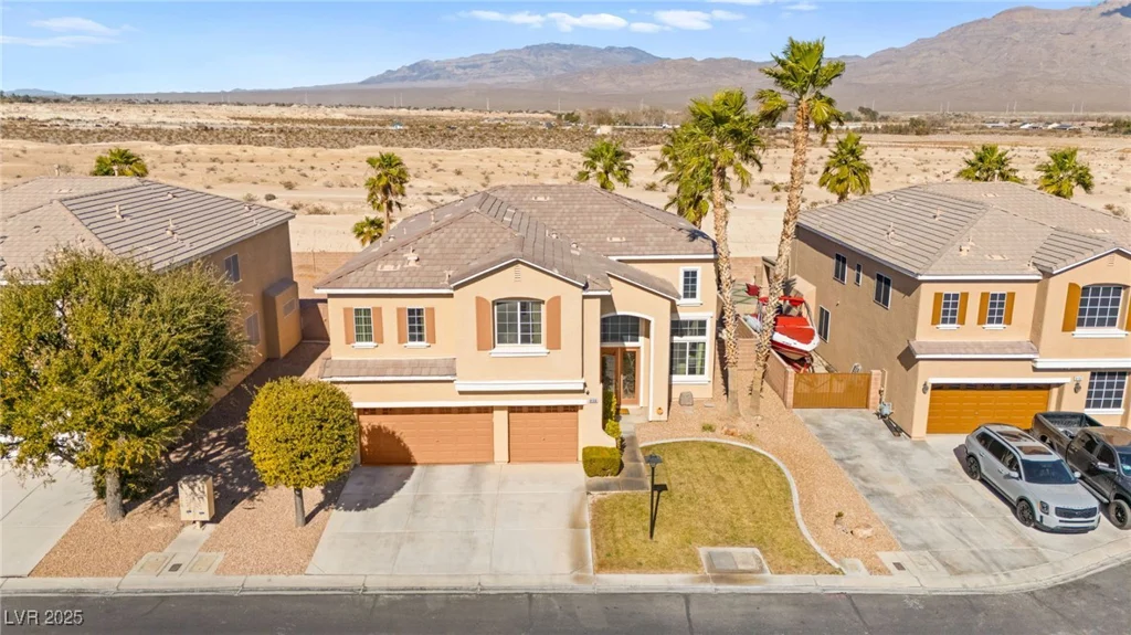8106 Buffalo Clan, Las Vegas, NV 89131
