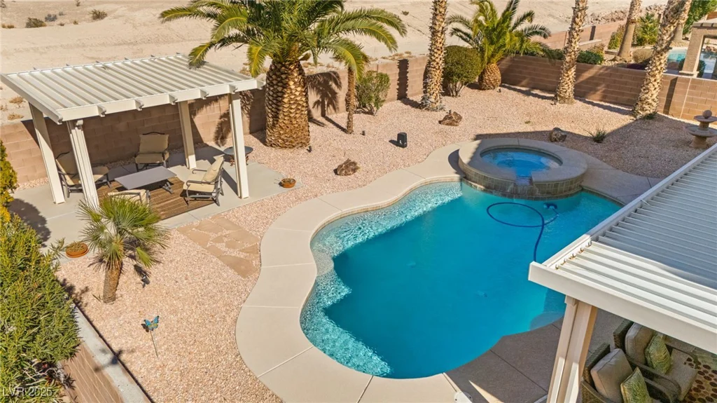 8106 Buffalo Clan, Las Vegas, NV 89131