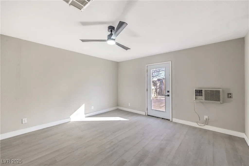 2532 Salt Lake, North Las Vegas, NV 89030