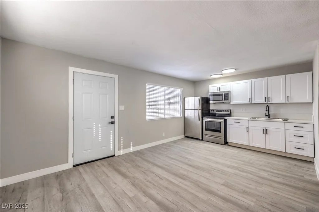 2532 Salt Lake, North Las Vegas, NV 89030