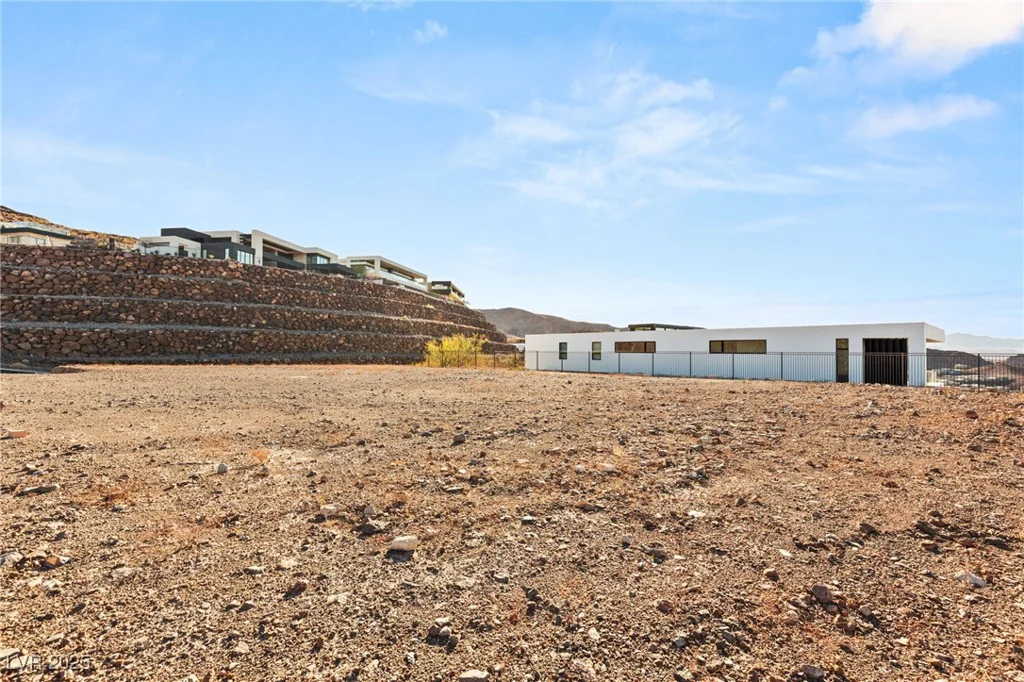 15 Cloud Chaser, Henderson, NV 89012