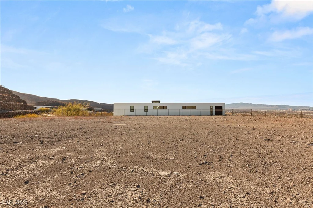 15 Cloud Chaser, Henderson, NV 89012
