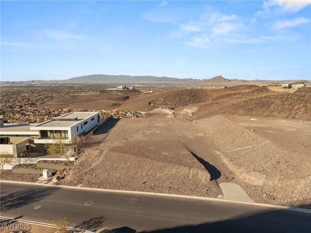 15 Cloud Chaser, Henderson, NV 89012