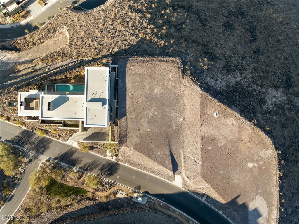 15 Cloud Chaser, Henderson, NV 89012