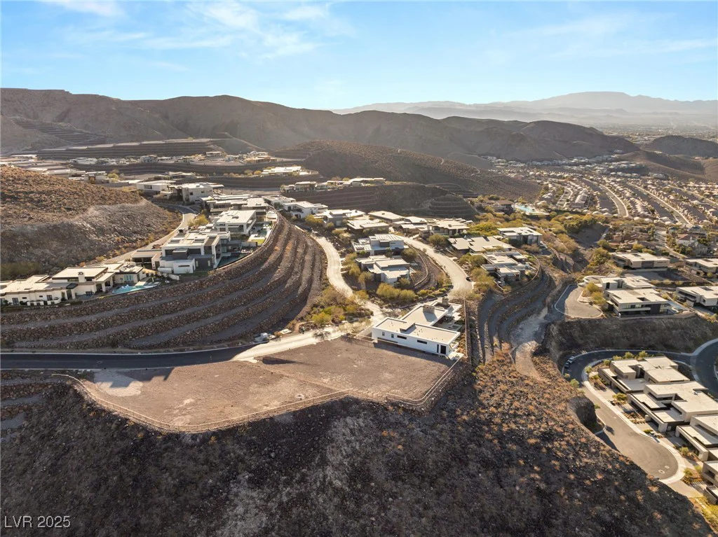 15 Cloud Chaser, Henderson, NV 89012