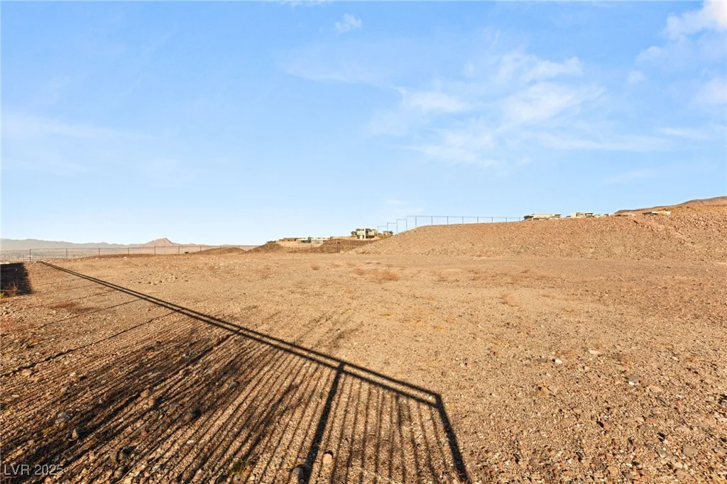 15 Cloud Chaser, Henderson, NV 89012