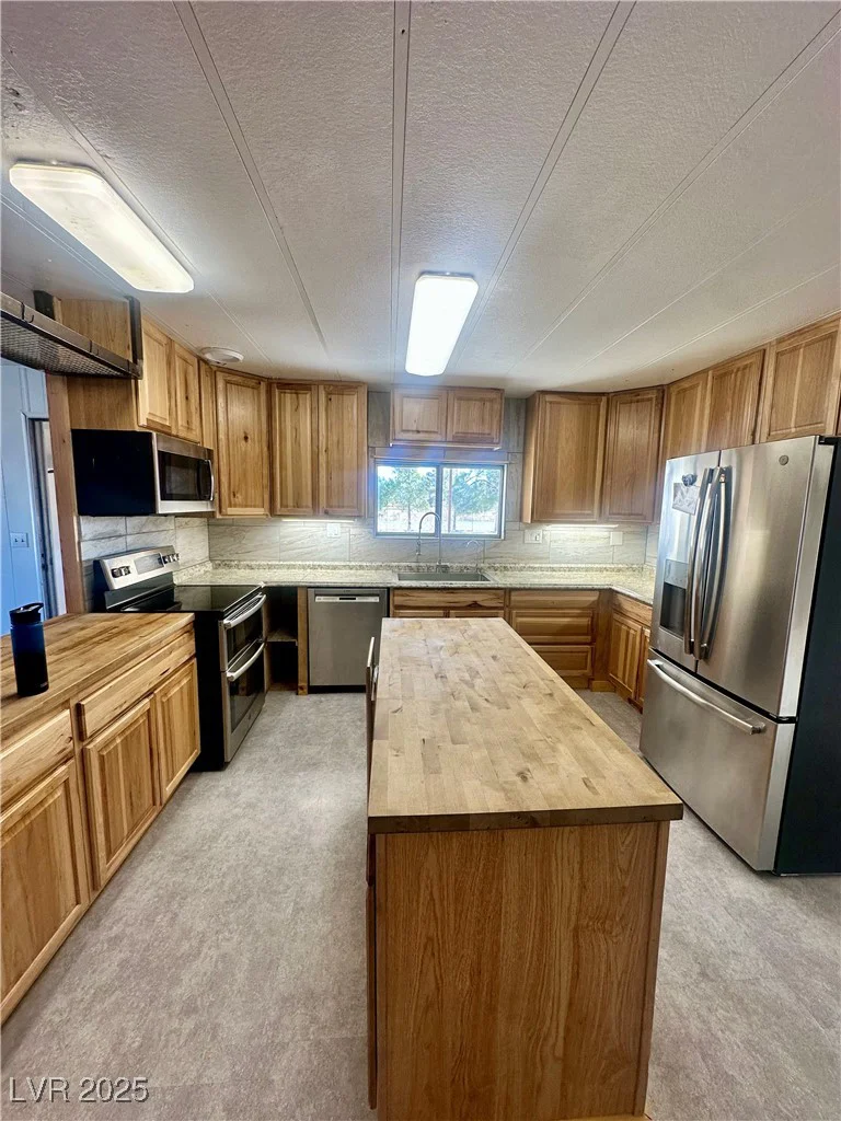 330 Corbin, Pahrump, NV 89048
