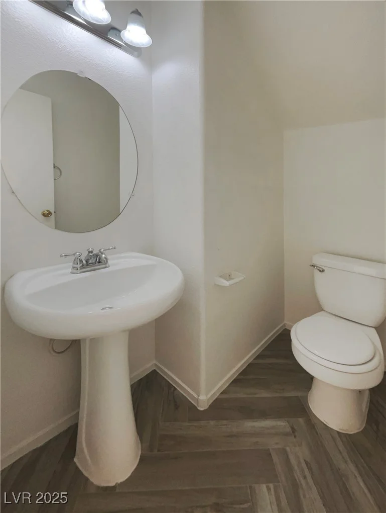 5212 Paradise Skies, Las Vegas, NV 89156