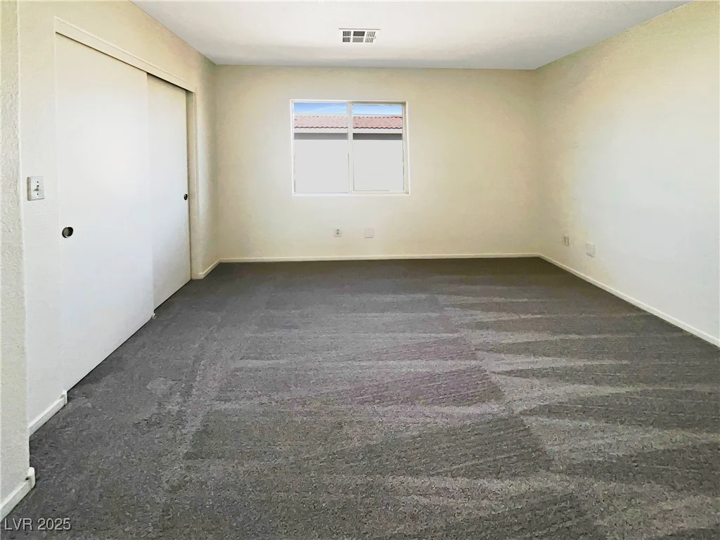 5212 Paradise Skies, Las Vegas, NV 89156