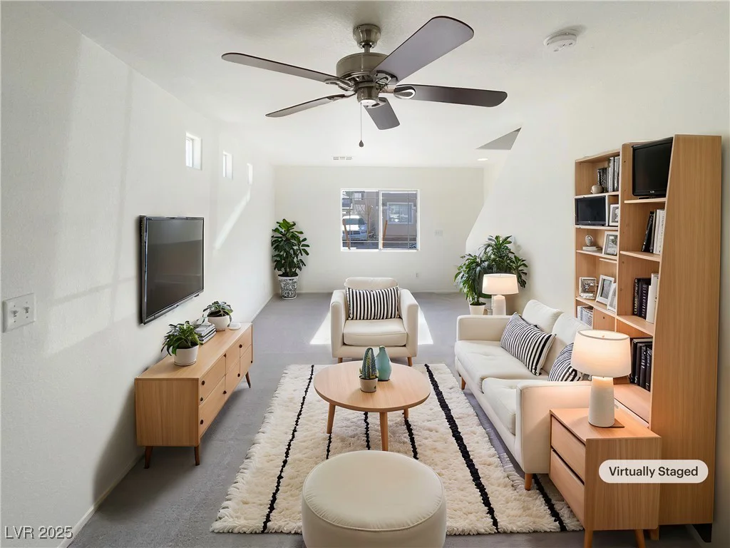 5212 Paradise Skies, Las Vegas, NV 89156