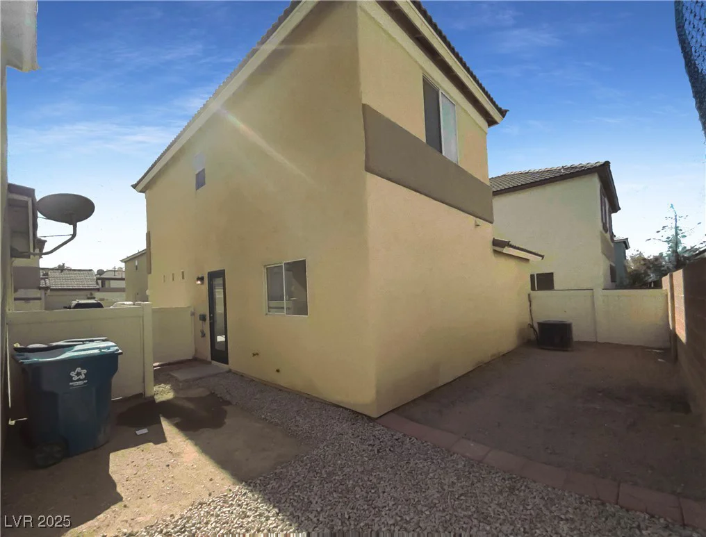 5212 Paradise Skies, Las Vegas, NV 89156