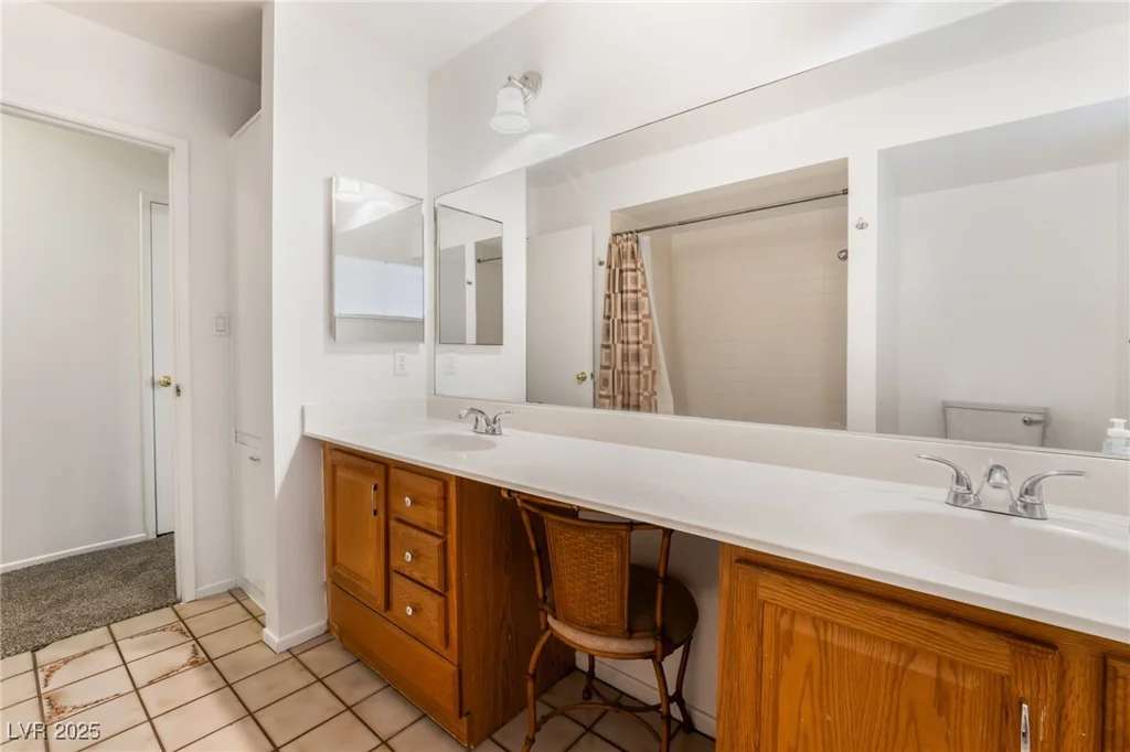 845 Palo Verde, Henderson, NV 89015