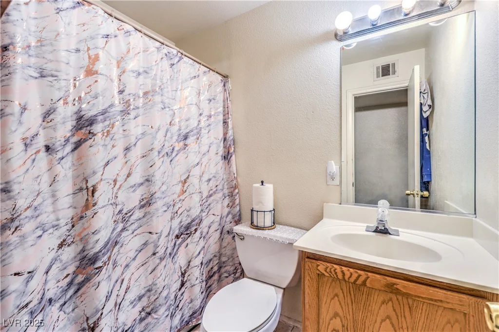 6240 Clarice, Las Vegas, NV 89107